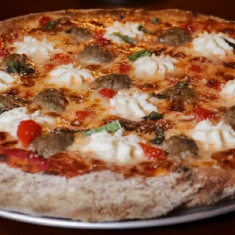 Savor Our Takeout Pizza